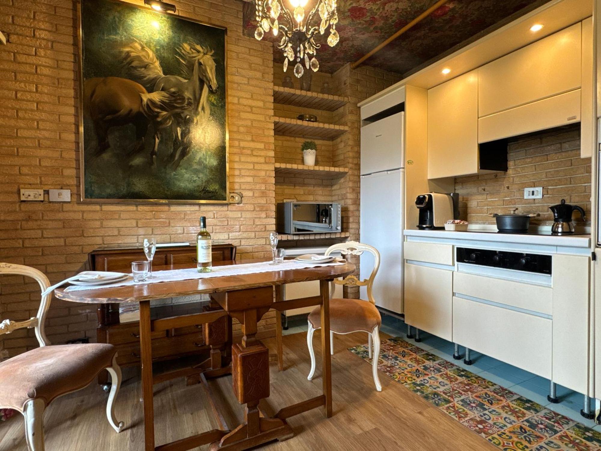 Gemini-vatican Zen Wi Fi Apartment